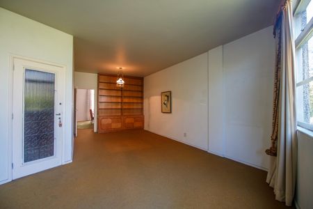 Apartamento à venda com 180m², 3 quartos e 1 vagaSala