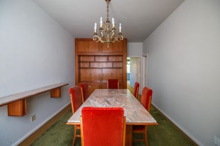 Apartamento à venda com 180m², 3 quartos e 1 vagaSala de Jantar