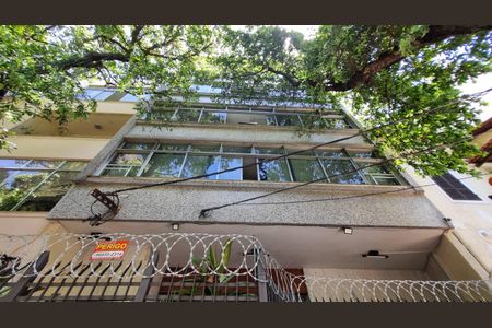 Apartamento à venda com 180m², 3 quartos e 1 vagaFachada