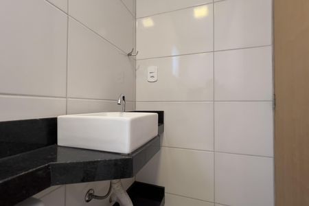 Banheiro da Suíte de casa para alugar com 3 quartos, 65m² em Jardim Ponte Alta I, Guarulhos