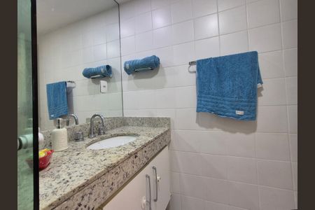 Apartamento para alugar com 69m², 2 quartos e 1 vaga Apartamento para alugar com 69m², 2 quartos e 1 vagaBanheiro