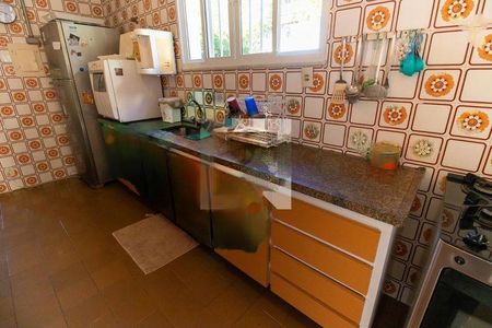 Casa à venda com 720m², 6 quartos e 4 vagas