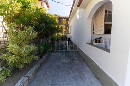 Casa à venda com 720m², 6 quartos e 4 vagas