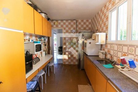 Casa à venda com 720m², 6 quartos e 4 vagas