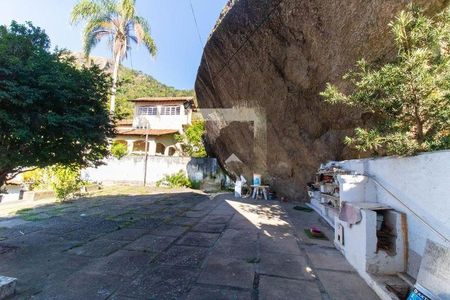 Casa à venda com 720m², 6 quartos e 4 vagas