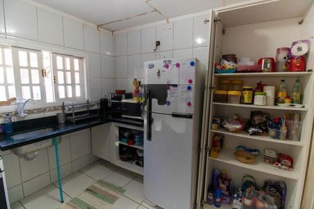 Casa à venda com 720m², 6 quartos e 4 vagas