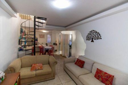 Casa à venda com 6 quartos, 720m² em São Francisco, Niterói