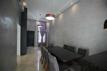 Casa de Condomínio para alugar com 3 quartos, 125m² em Jardim Eucaliptos, Sorocaba