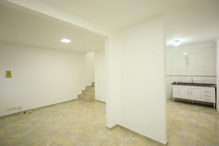 Sala  de casa de condomínio para alugar com 2 quartos, 78m² em Americanópolis, São Paulo