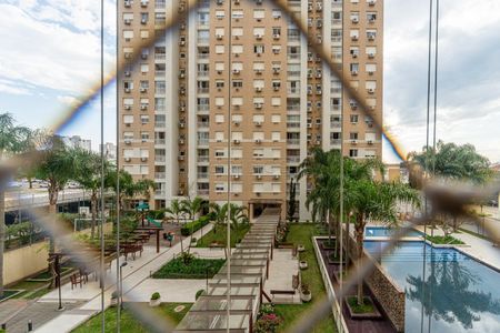 Apartamento à venda com 70m², 2 quartos e 1 vagaÁrea comum - Piscina