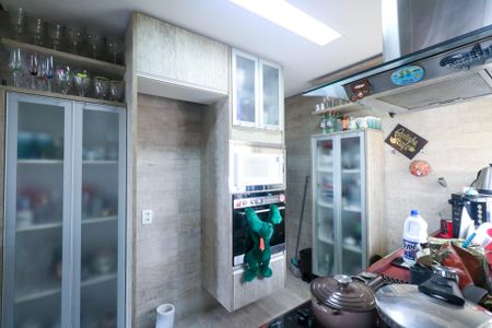 Apartamento para alugar com 98m², 2 quartos e 2 vagasCozinha