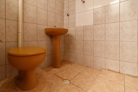 Banheiro de casa para alugar com 1 quarto, 45m² em Vila Constança, São Paulo