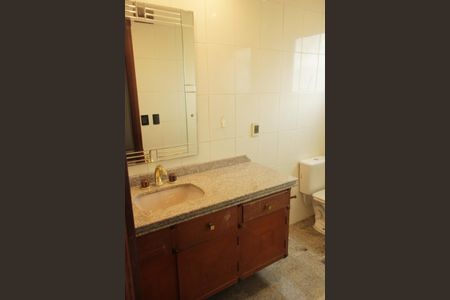 Apartamento para alugar com 400m², 7 quartos e 4 vagasBanheiro da Suíte 2