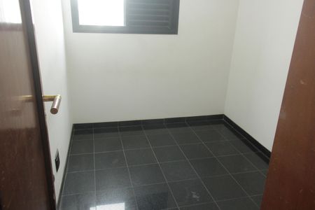 Apartamento para alugar com 400m², 7 quartos e 4 vagasQuarto de Serviço 1