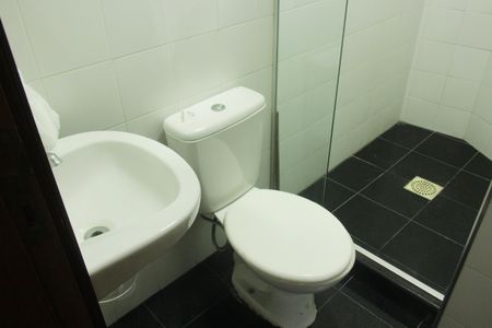 Apartamento para alugar com 400m², 7 quartos e 4 vagasBanheiro de serviço