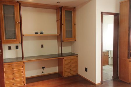 Apartamento para alugar com 400m², 7 quartos e 4 vagasSuite 2