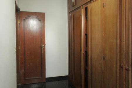 Apartamento para alugar com 400m², 7 quartos e 4 vagasQuarto de Serviço 2