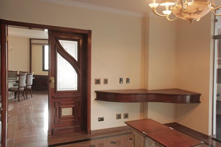 Apartamento para alugar com 400m², 7 quartos e 4 vagasSala 2