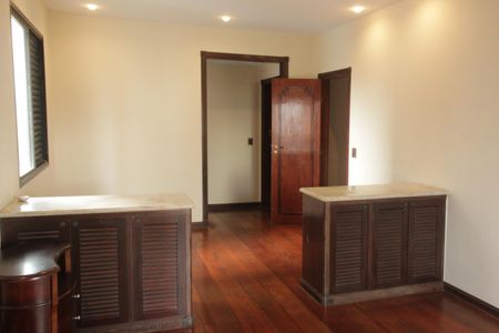 Apartamento para alugar com 400m², 7 quartos e 4 vagasSuite 1