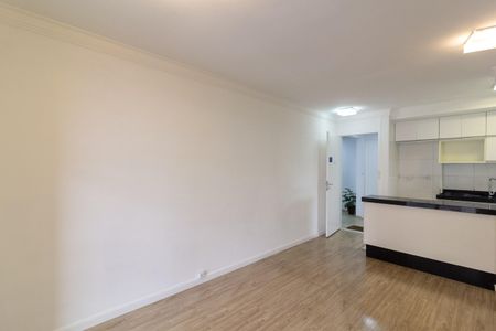 Sala de apartamento para alugar com 3 quartos, 69m² em Jardim Prudência, São Paulo