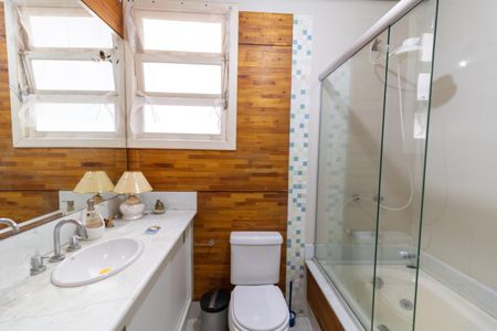 Casa à venda com 400m², 5 quartos e 1 vagaBanheiro 2