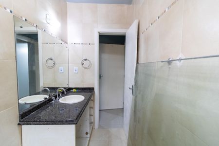 Casa à venda com 400m², 5 quartos e 1 vagaBanheiro da Suíte