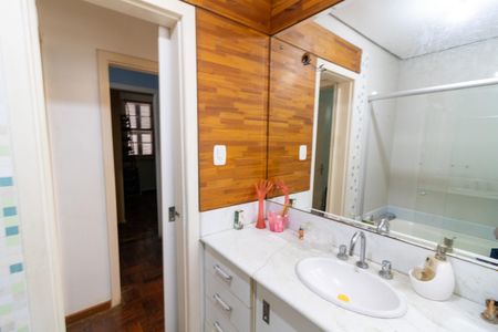 Casa à venda com 400m², 5 quartos e 1 vagaBanheiro 2