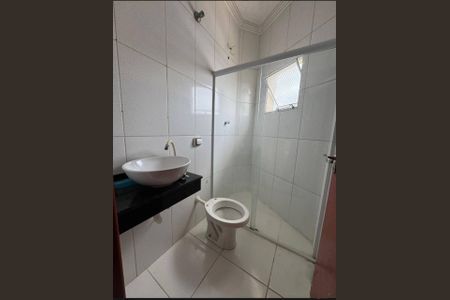 Banheiro de casa para alugar com 3 quartos, 96m² em Vila Yolanda, Osasco