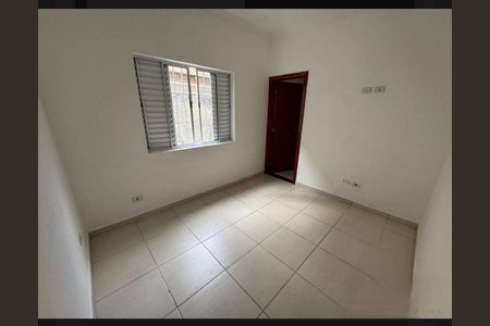 Quarto de casa para alugar com 3 quartos, 96m² em Vila Yolanda, Osasco