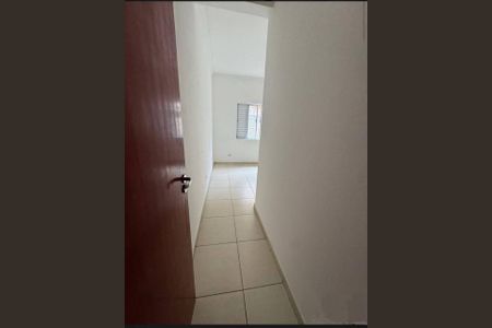Quarto de casa para alugar com 3 quartos, 96m² em Vila Yolanda, Osasco