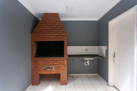 Apartamento para alugar com 49m², 2 quartos e 1 vagaÁrea comum - Churrasqueira