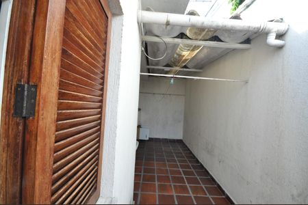Casa para alugar com 100m², 2 quartos e 1 vagaÁrea de Serviço