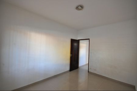 Quarto 2 de casa para alugar com 2 quartos, 100m² em Vila Constança, São Paulo