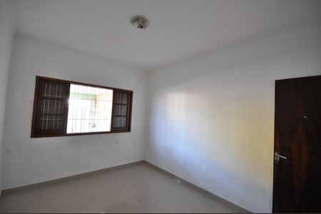 Quarto 2 de casa para alugar com 2 quartos, 100m² em Vila Constança, São Paulo