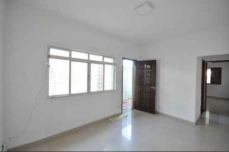 Sala de casa para alugar com 2 quartos, 100m² em Vila Constança, São Paulo