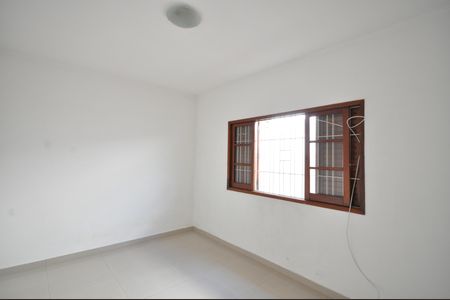 Casa para alugar com 100m², 2 quartos e 1 vagaQuarto Suíte