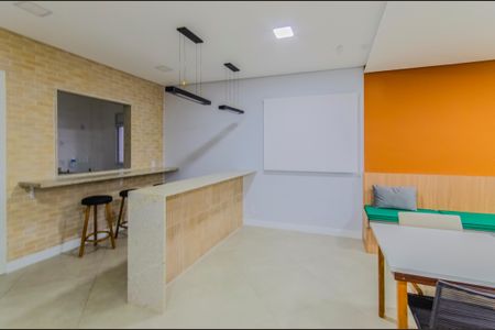 Apartamento para alugar com 37m², 2 quartos e sem vagaÁrea comum - Salão de festas
