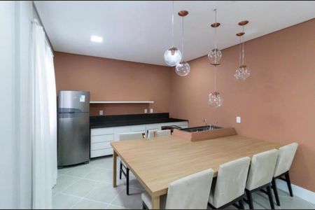 Apartamento para alugar com 37m², 2 quartos e sem vagaÁrea comum - Salão de festas