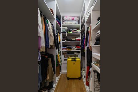 Apartamento à venda com 118m², 3 quartos e 2 vagasCloset da suíte