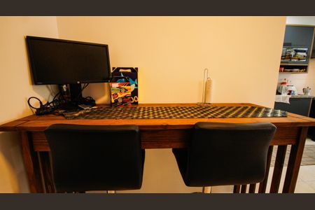 Sala de apartamento para alugar com 2 quartos, 58m² em Guilhermina, Praia Grande