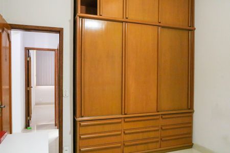 Apartamento para alugar com 75m², 2 quartos e sem vagaQuarto 1