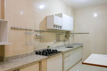Apartamento para alugar com 75m², 2 quartos e sem vagaCozinha 