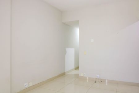 Apartamento para alugar com 75m², 2 quartos e sem vagaSala