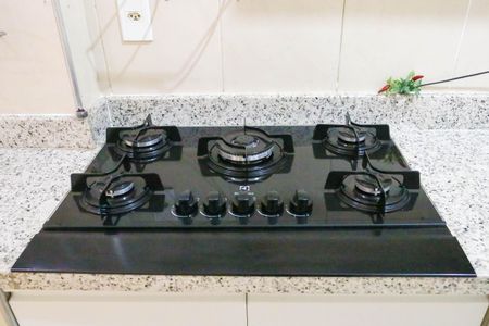 Apartamento para alugar com 75m², 2 quartos e sem vagaCozinha 