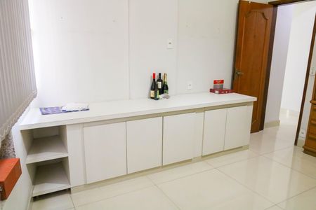Apartamento para alugar com 75m², 2 quartos e sem vagaQuarto 1