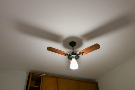 Apartamento para alugar com 75m², 2 quartos e sem vagaQuarto 1