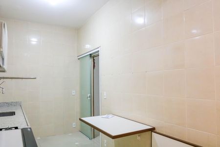 Apartamento para alugar com 75m², 2 quartos e sem vagaCozinha 