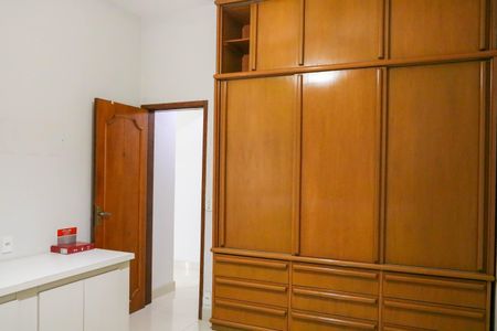 Apartamento para alugar com 75m², 2 quartos e sem vagaQuarto 1