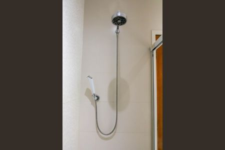 Apartamento para alugar com 75m², 2 quartos e sem vagaBanheiro