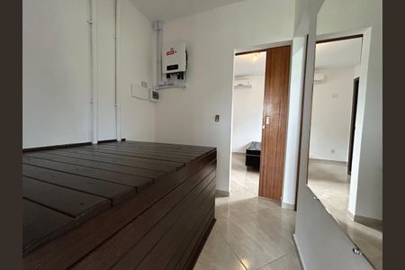 Quarto de apartamento para alugar com 1 quarto, 42m² em São João do Rio Vermelho, Florianópolis